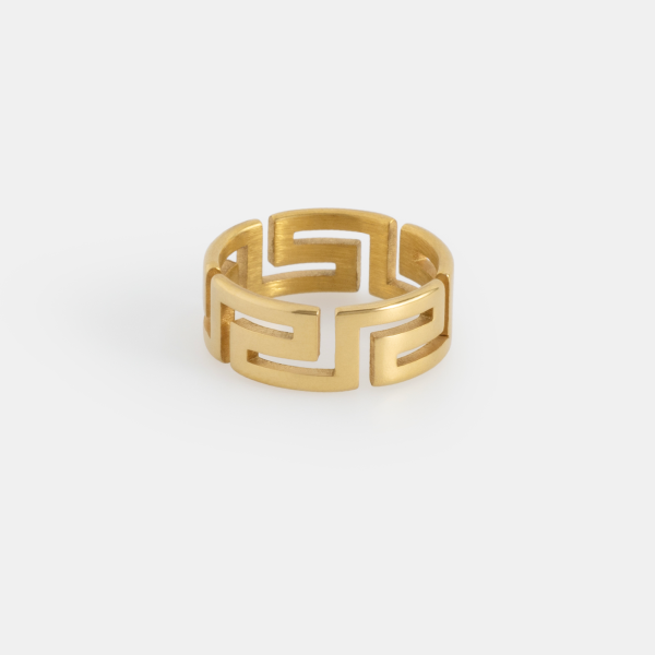 Labyrinth Ring